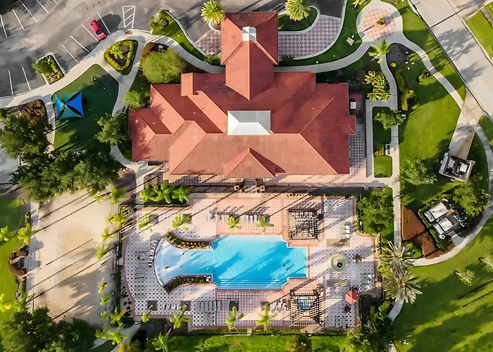 Family Resort - 6Br Mansion - Private Pool, Home Theater, Bbq And More