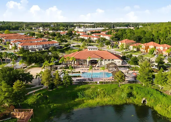 Family Resort - 6Br Mansion - Private Pool, Home Theater, Bbq And More