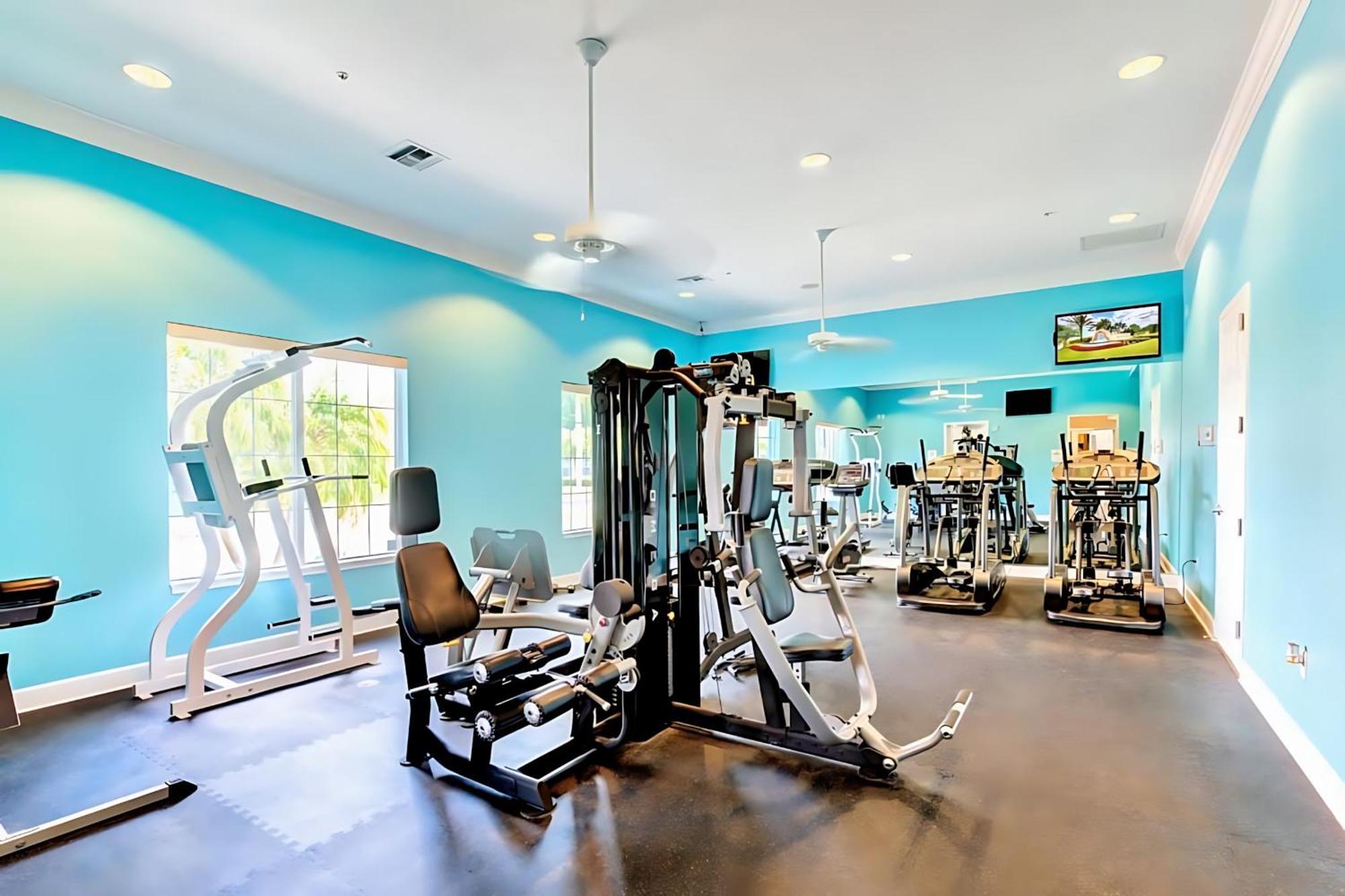 Family - 6br Mansion - Private Pool, Theater, Bbq And *