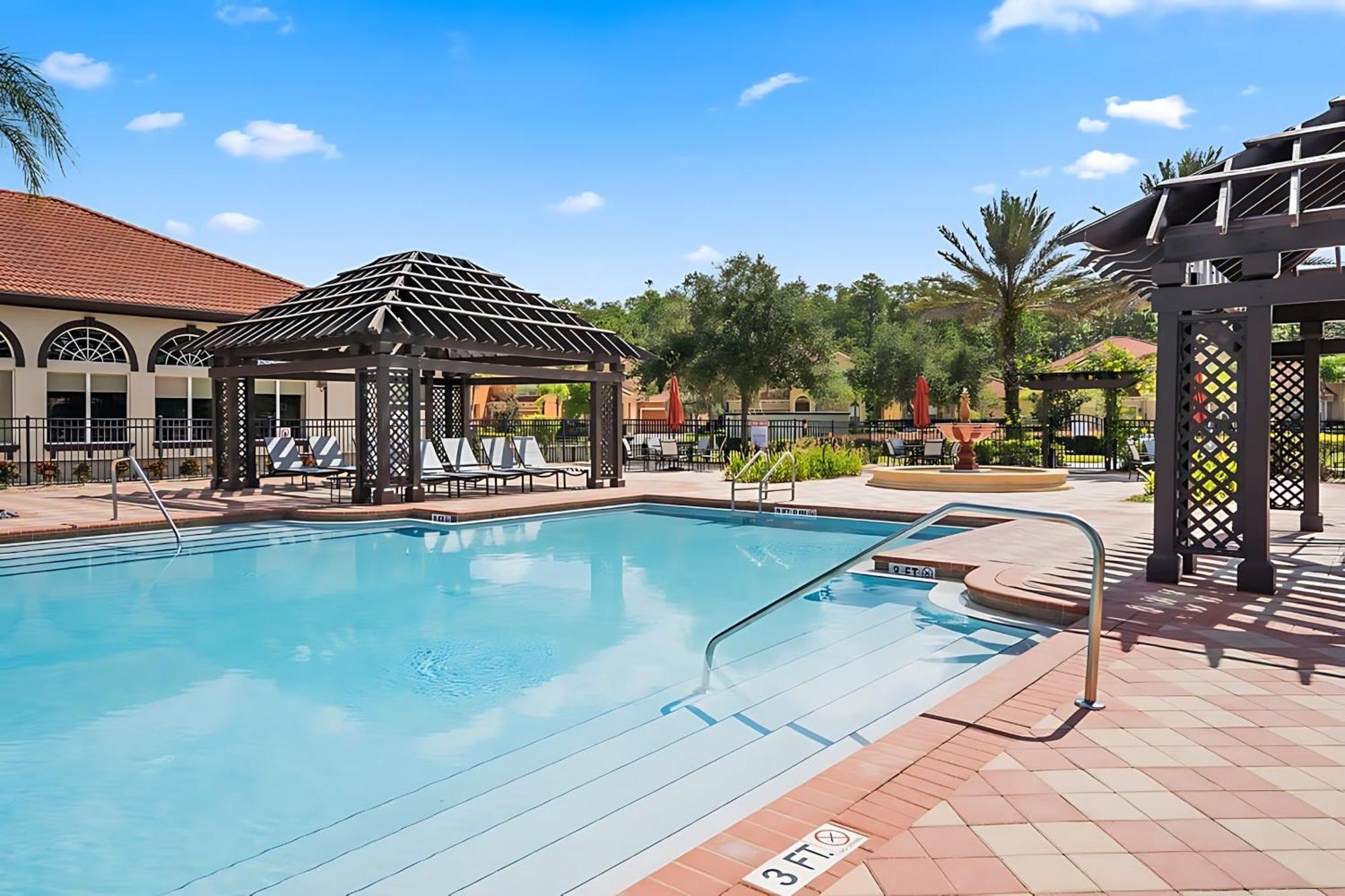 Family - 6br Mansion - Private Pool, Theater, Bbq And Hébergement de vacances *